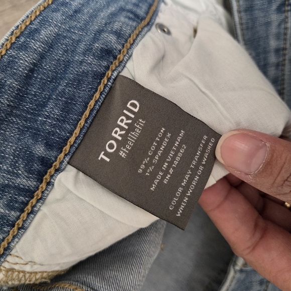 Torrid Perfect Super Flare Vintage Stretch Plus Size Jeans - Picture 6 of 7